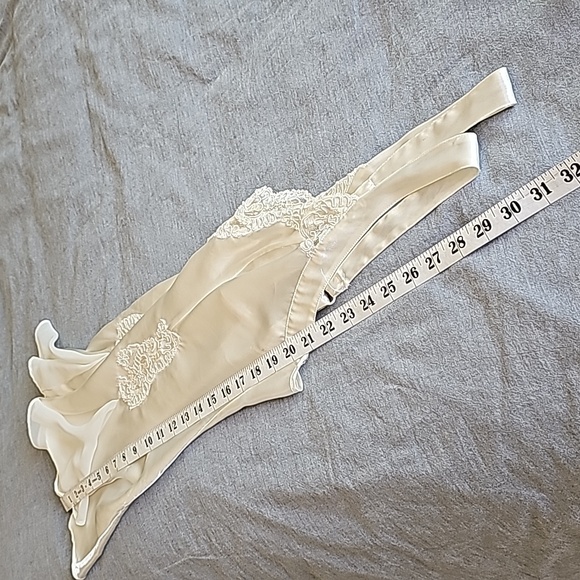 Victoria's Secret Lingerie size S - Picture 11 of 11